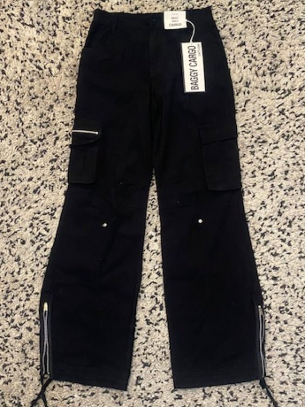 Refuge Baggy Cargo Pants Black Zippers NWT Size Small Long